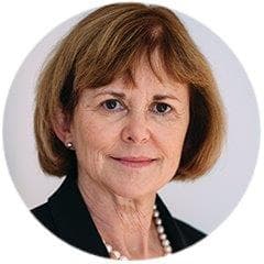 Headshot of CRUK Trustee Moira Whyte.