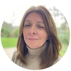 Headshot of CRUK Trustee Philippa Kramer.