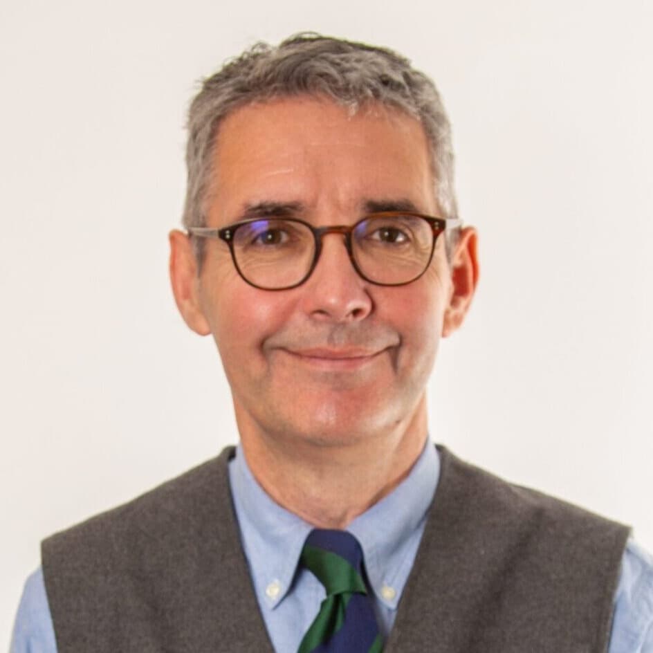 Headshot of Gordon Cook.