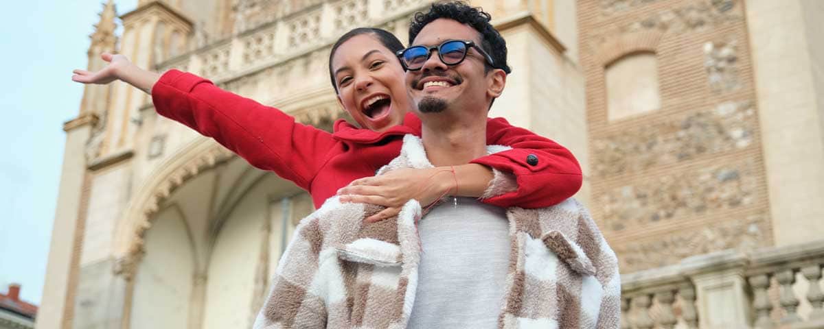 A photo of two people taken while traveling.