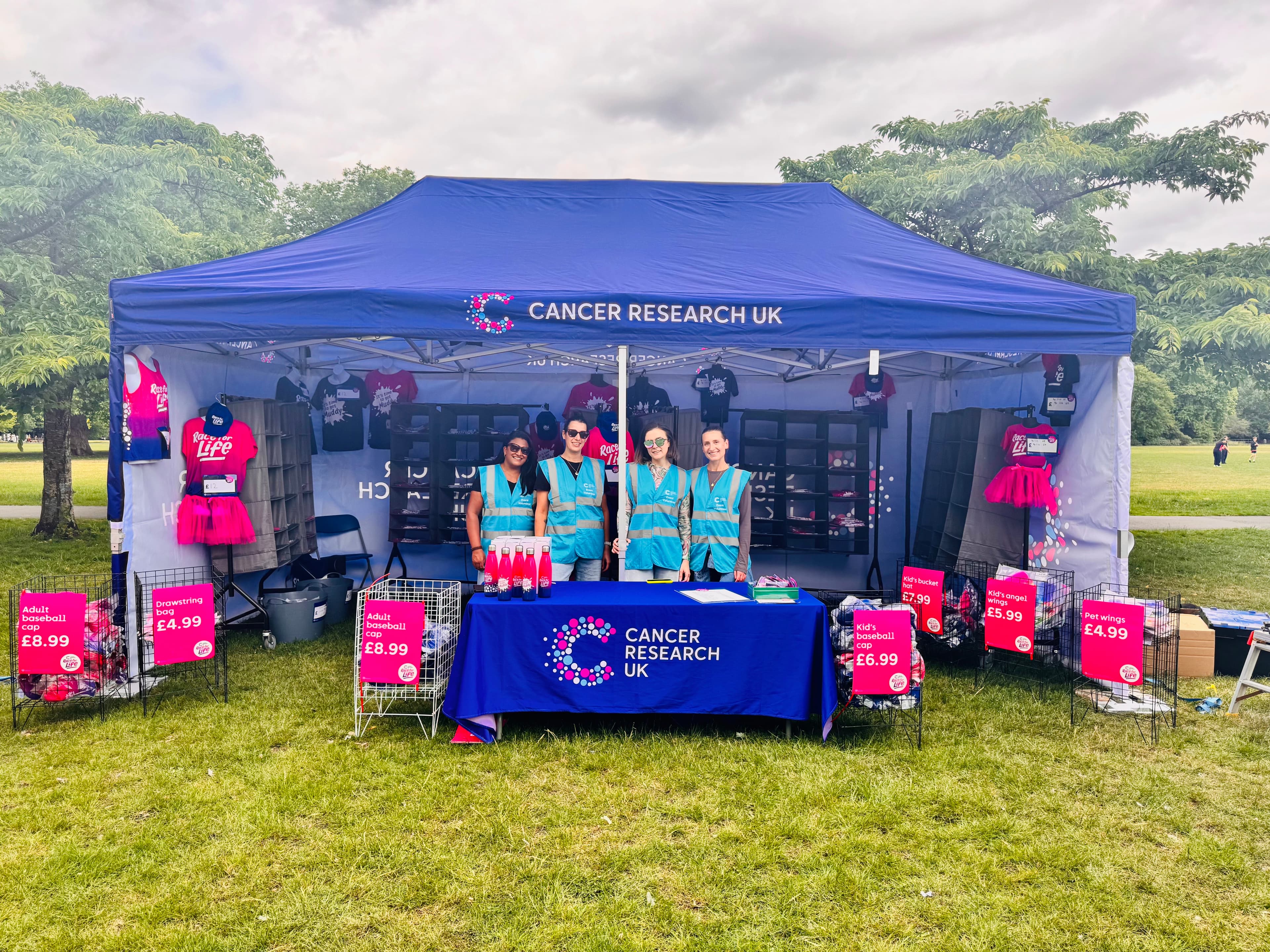 True Fit at Race for Life event- corporate volunteering.