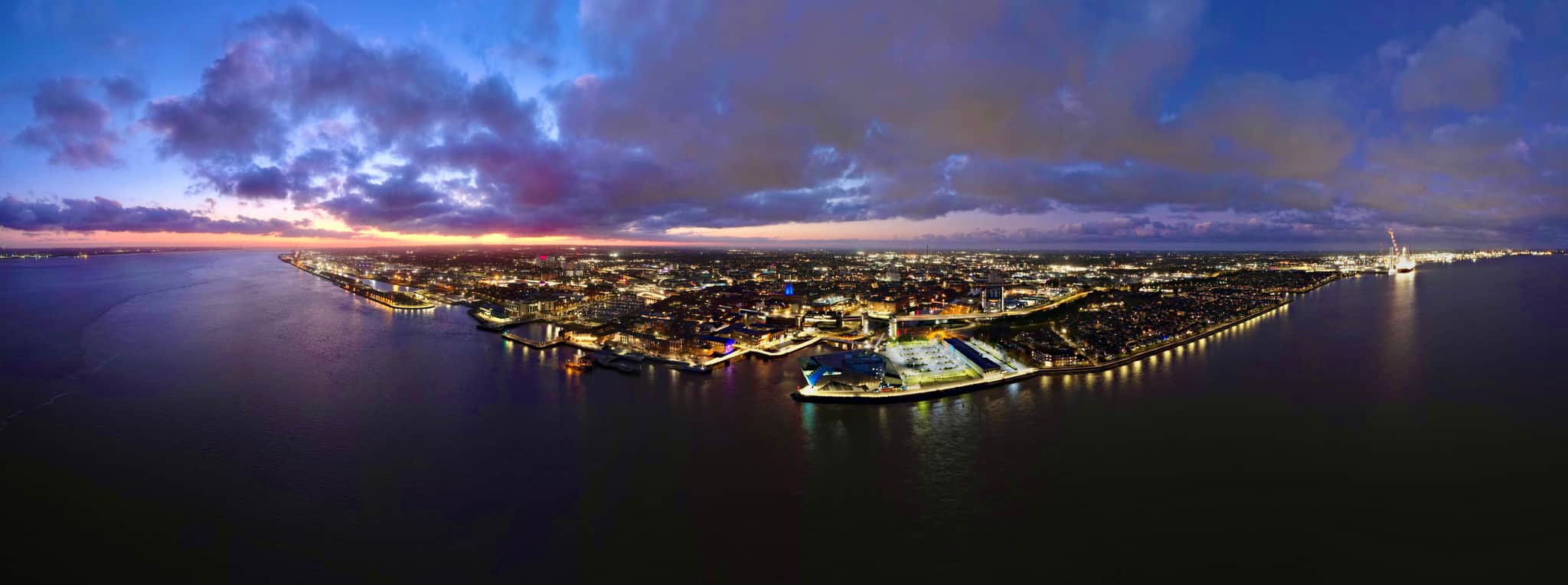 Aerial panoramic shot over hull at night,Kingston upon Hull,United Kingdom,UK - stock photo
Beats Cancer stock image.
