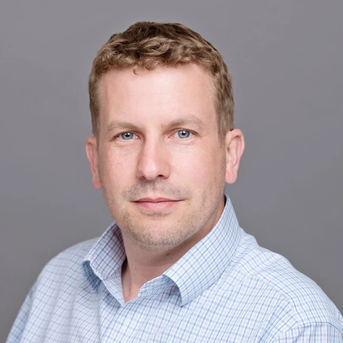 Kerry Fisher headshot.