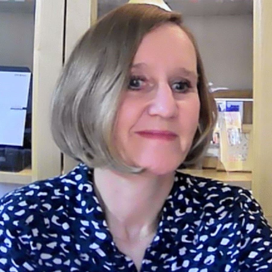 Image of Sharon Hanley.