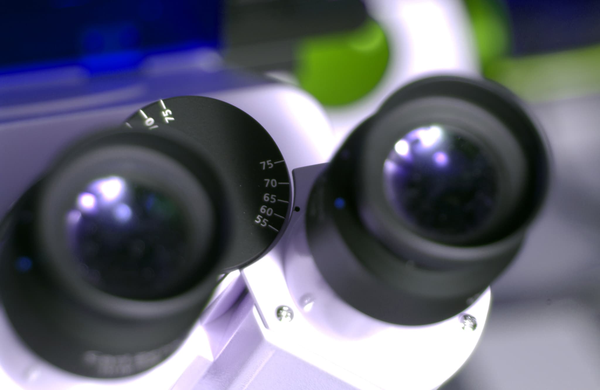 Microscope.