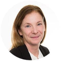 Headshot of CRUK Trustee Janet Ryan.