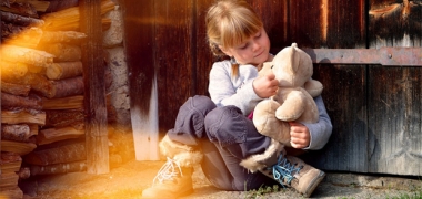 Child and teddy