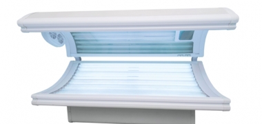 A tanning sunbed