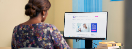 Health Professional viewing screening information on Cancer Research UK's website.