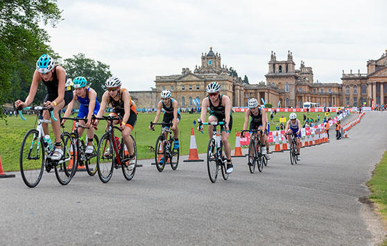 blenheim palace cyclists