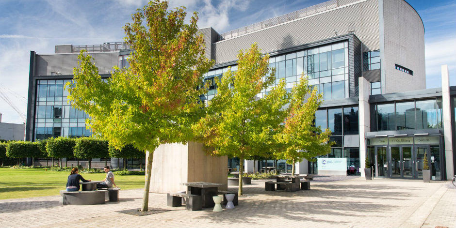 CRUK Cambridge Institute (Photo by Joe Dunckley)