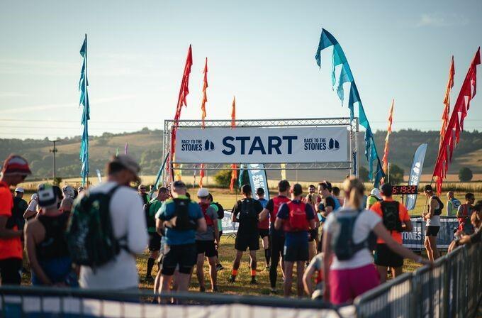 Participants at the start of Race to the Stones