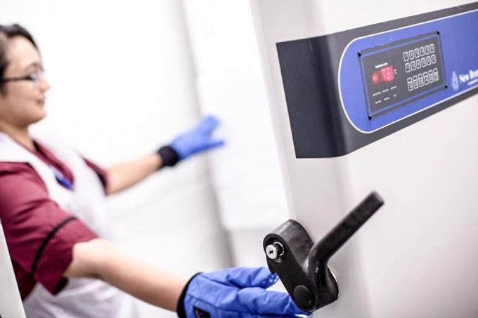 It can be difficult for clinicians to get a foot in the laboratory door. (Photo: Imperial Science Imagery) It can be difficult for clinicians to get a foot in the laboratory door. (Photo: Imperial Science Imagery)