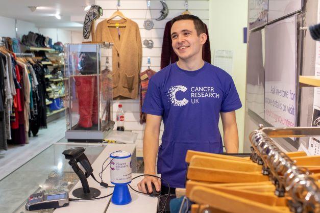 shop volunteer